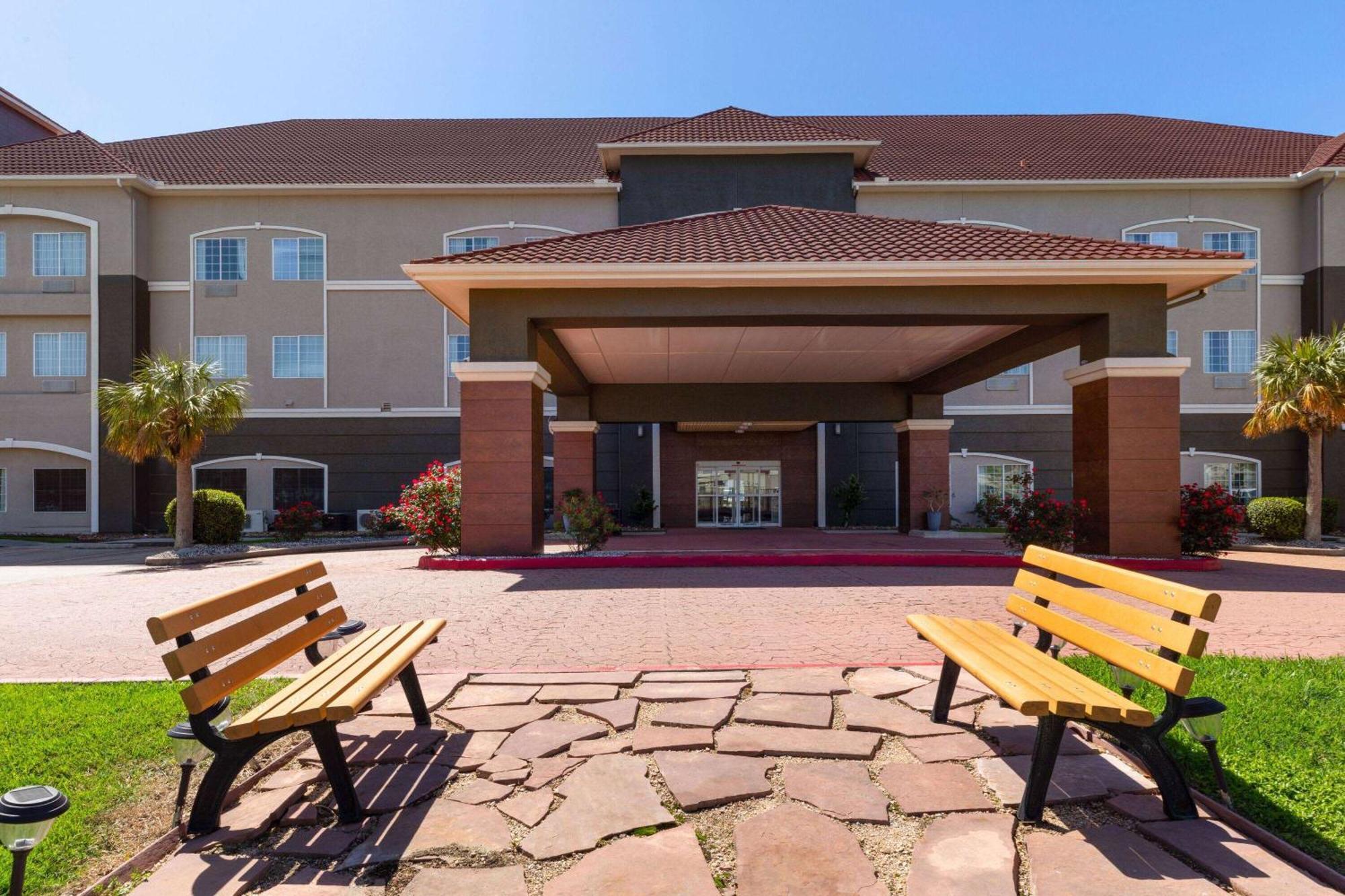 La Quinta By Wyndham Deer Park Exterior foto