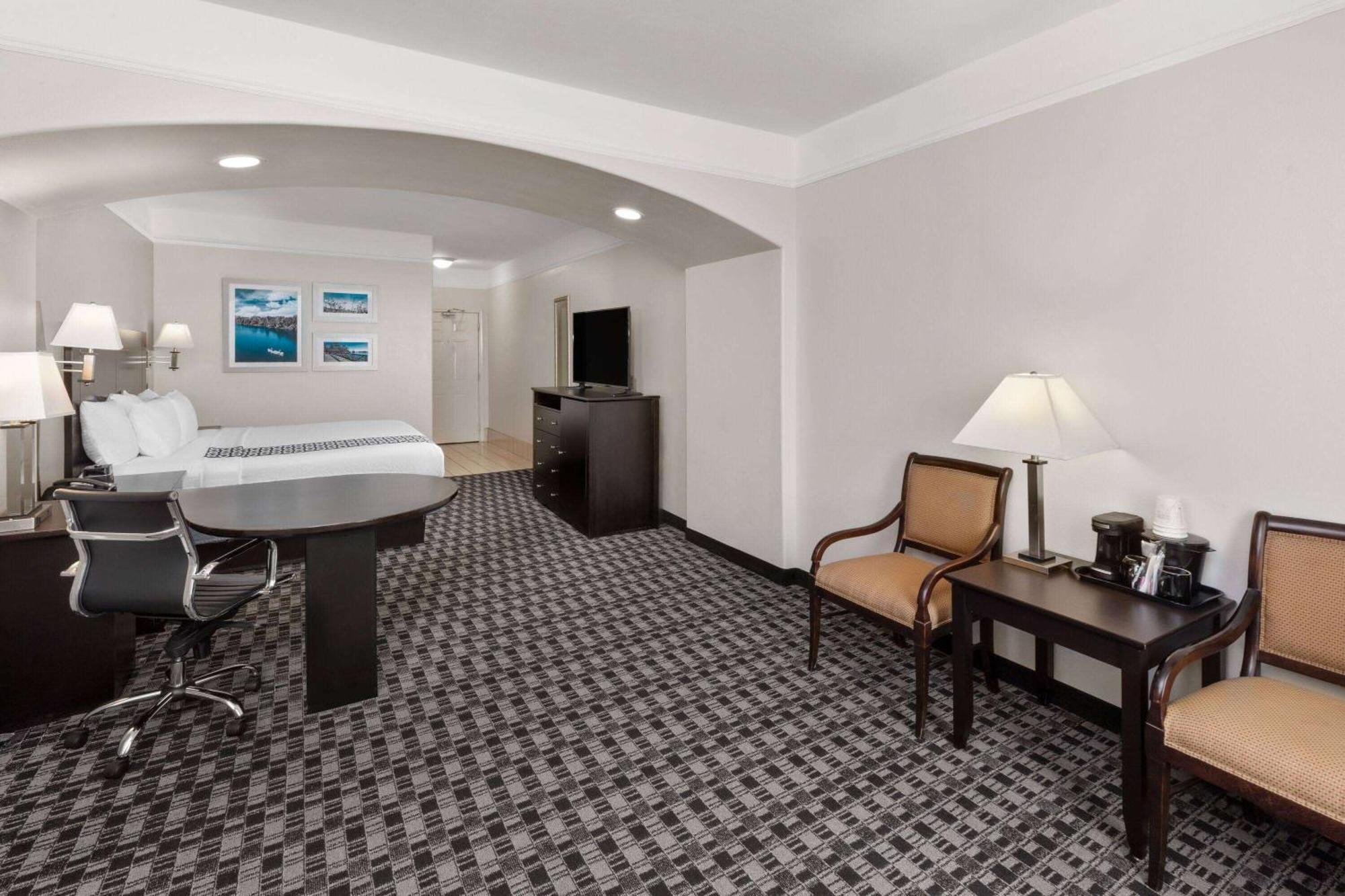La Quinta By Wyndham Deer Park Exterior foto